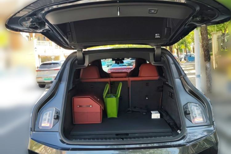Used BMW iX 2023 xDrive40 Trunk
