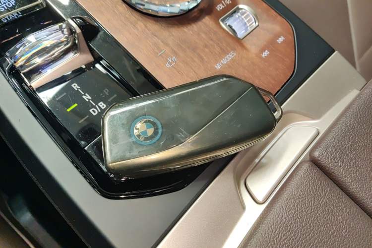 Used BMW iX 2023 xDrive40 Interior 1