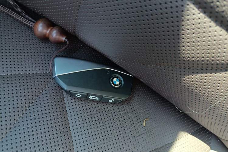 Used BMW iX 2023 Updated xDrive40 Vehicle Key