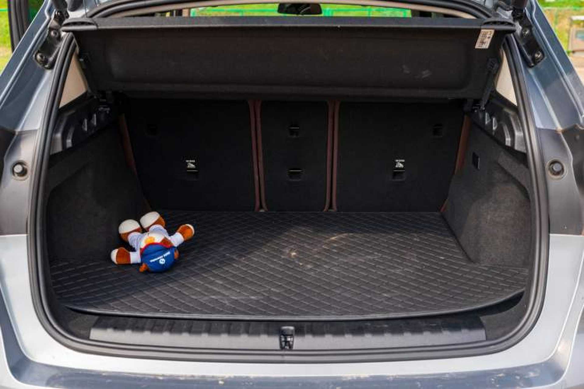 Used BMW iX1 2023 xDrive30L X Design Package Trunk