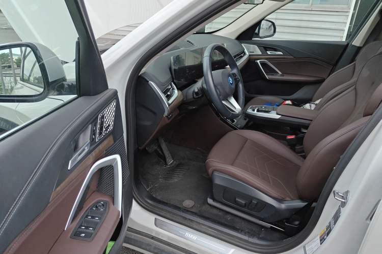 Used BMW iX1 2023 eDrive25L X Design Package Driver Seat