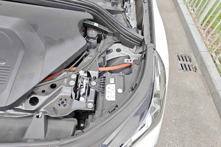 Used BMW iX1 2023 eDrive25L X Design Package Engine Bay Left