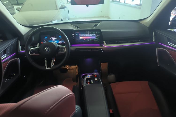 Used BMW iX1 2023 eDrive25L M Sport Package Center Console