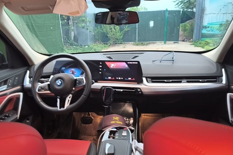 Used BMW iX1 2023 eDrive25L M Sport Package Center Console