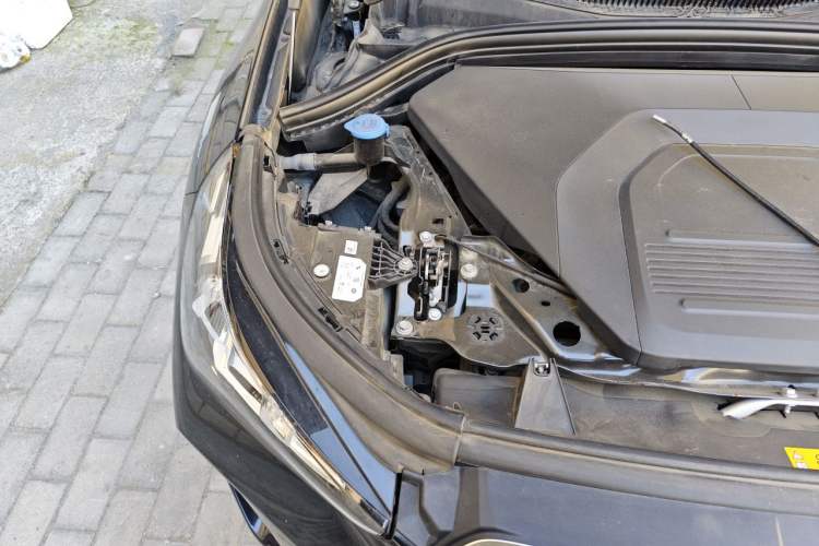 Used BMW iX1 2023 eDrive25L M Sport Package Engine Bay Right