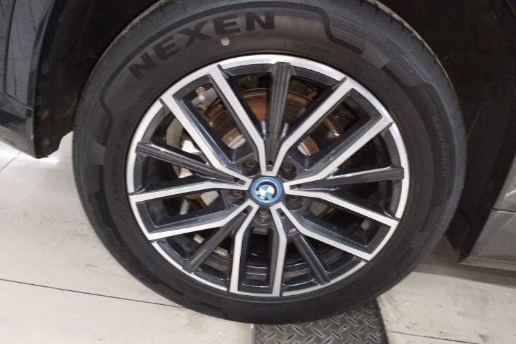 Used BMW iX1 2023 eDrive25L X Design Package Exterior 2