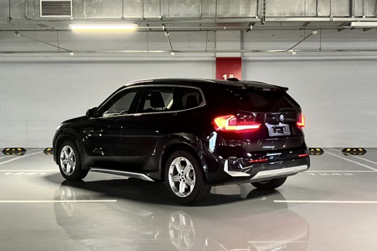 Used BMW iX1 2023 eDrive25L X Design Package Exterior 2