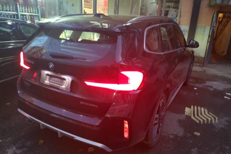 Used BMW iX1 2023 xDrive30L M Sport Package Exterior 5