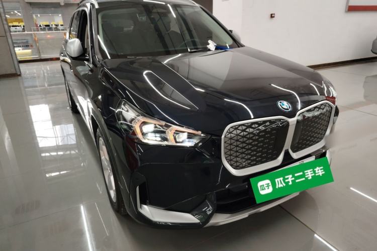 Used BMW iX1 2023 eDrive25L X Design Package Front Right 45 Deg