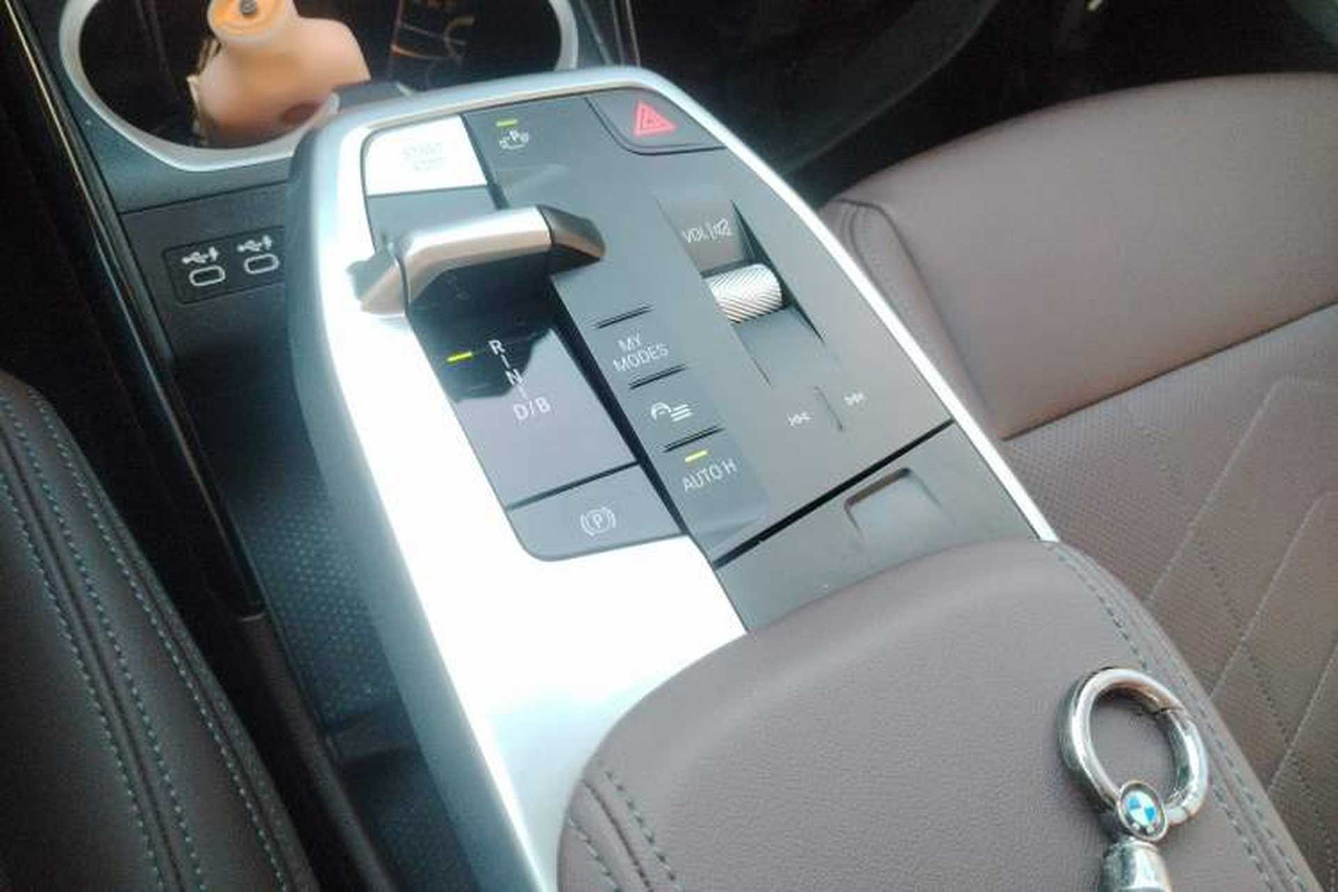 Used BMW iX1 2023 eDrive25L X Design Package Gear Lever