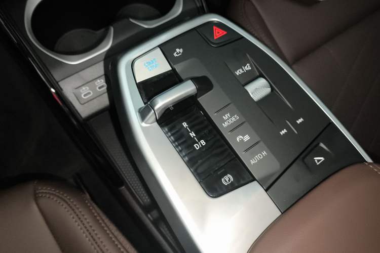 Used BMW iX1 2023 eDrive25L M Sport Package Gear Lever
