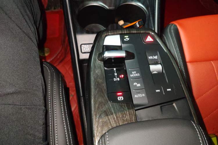 Used BMW iX1 2023 eDrive25L X Design Package Gear Lever