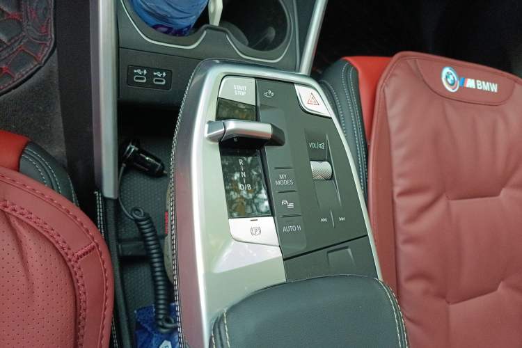 Used BMW iX1 2023 eDrive25L X Design Package Gear Lever