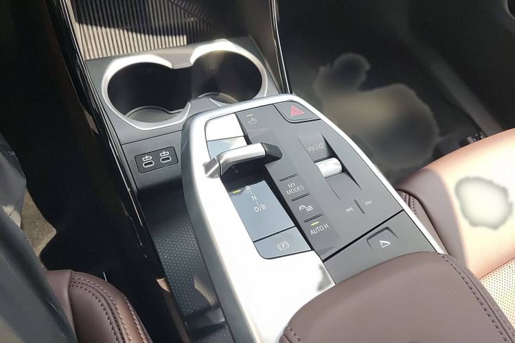 Used BMW iX1 2023 eDrive25L M Sport Package Gear Lever