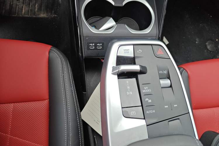 Used BMW iX1 2023 eDrive25L X Design Package Gear Lever