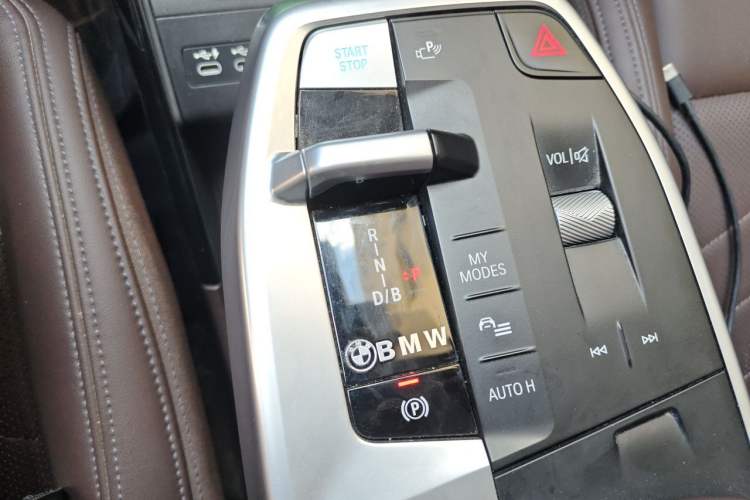 Used BMW iX1 2023 eDrive25L M Sport Package Gear Lever
