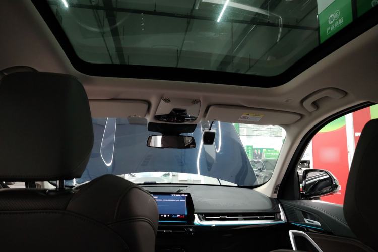 Used BMW iX1 2023 eDrive25L X Design Package Headliner