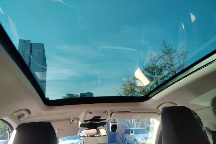 Used BMW iX1 2023 eDrive25L X Design Package Headliner