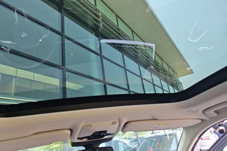 Used BMW iX1 2023 eDrive25L M Sport Package Headliner