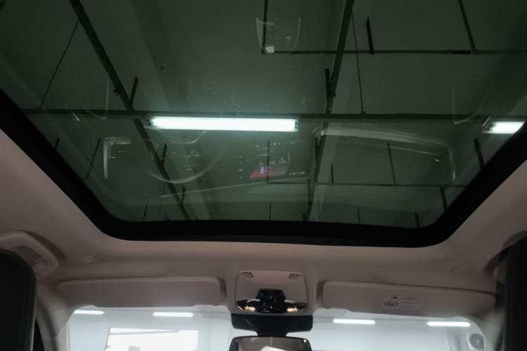 Used BMW iX1 2023 xDrive30L M Sport Package Headliner