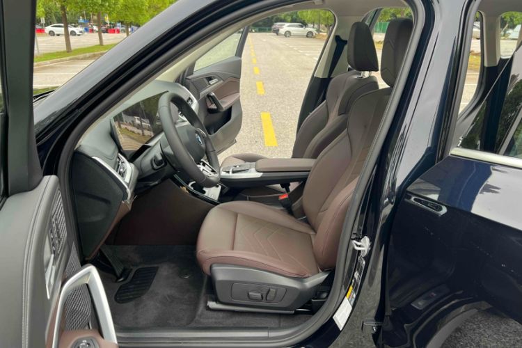 Used BMW iX1 2023 eDrive25L M Sport Package Interior 3