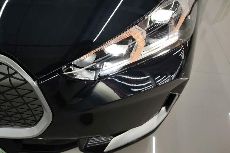 Used BMW iX1 2023 eDrive25L X Design Package Left Front Headlight