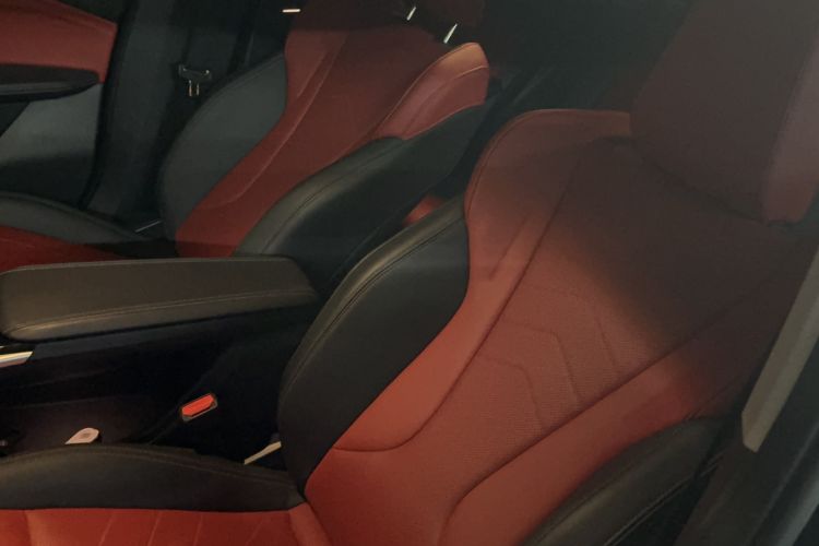 Used BMW iX1 2023 eDrive25L X Design Package Left Front Seat