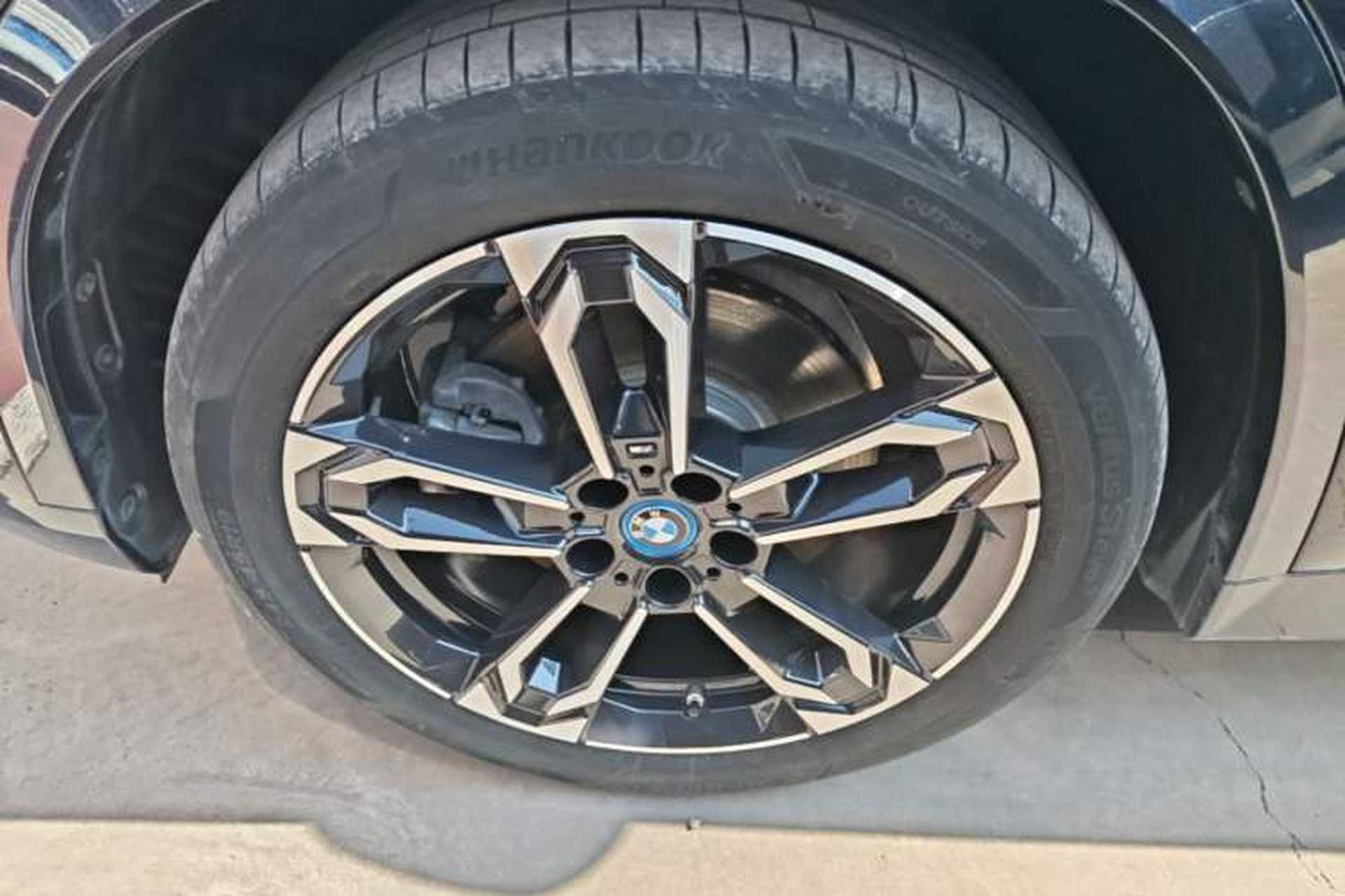 Used BMW iX1 2023 eDrive25L M Sport Package Left Front Wheel Hub