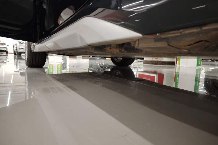 Used BMW iX1 2023 eDrive25L X Design Package Left Side Sill