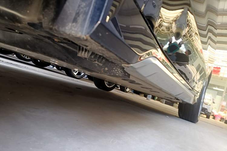 Used BMW iX1 2023 eDrive25L X Design Package Left Side Sill