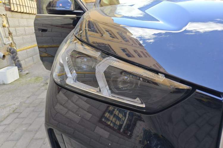 Used BMW iX1 2023 eDrive25L M Sport Package Right Front Headlight