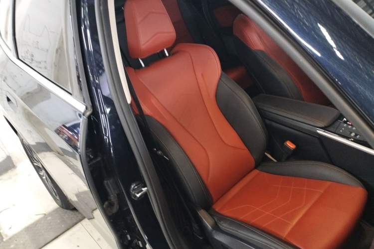 Used BMW iX1 2023 eDrive25L X Design Package Right Front Seat