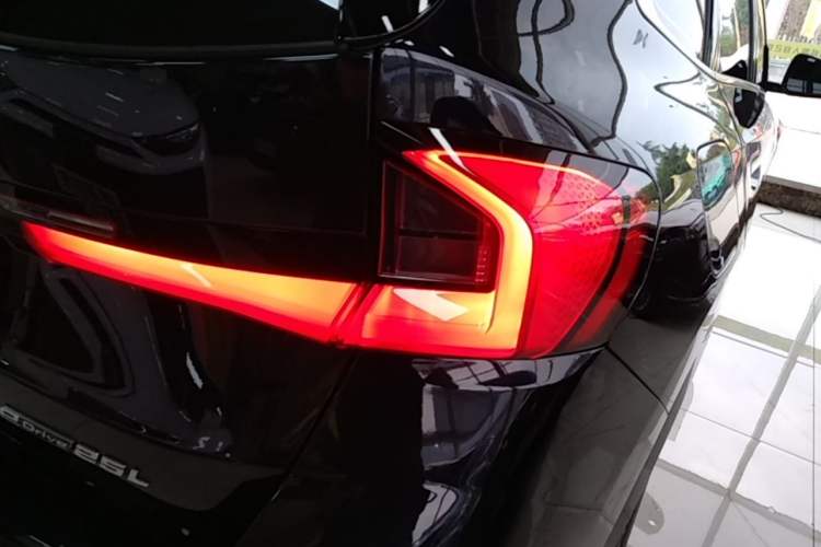 Used BMW iX1 2023 eDrive25L M Sport Package Right Rear Taillight