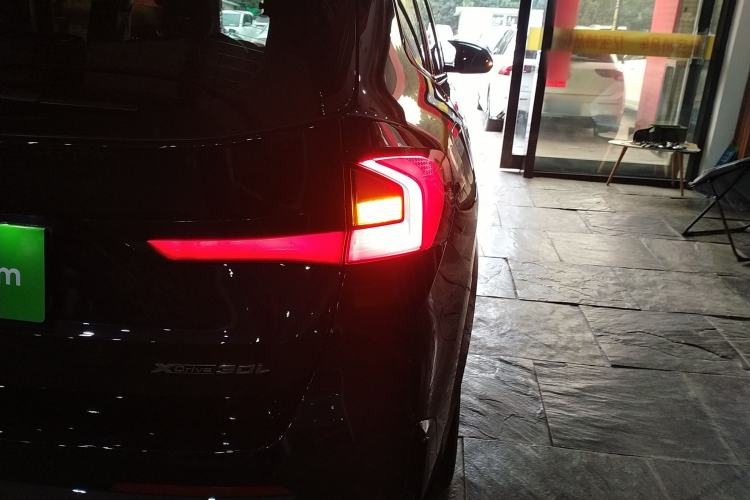 Used BMW iX1 2023 xDrive30L X Design Package Right Rear Taillight