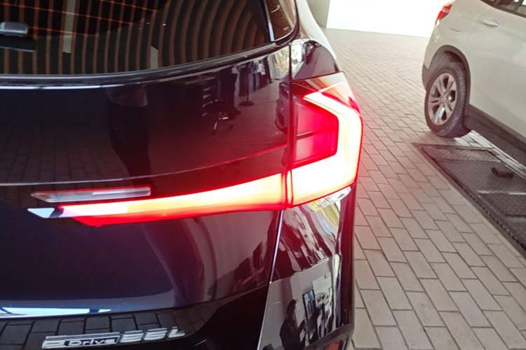 Used BMW iX1 2023 eDrive25L M Sport Package Right Rear Taillight