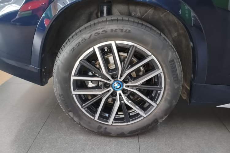 Used BMW iX1 2023 eDrive25L M Sport Package Right Rear Wheel Hub
