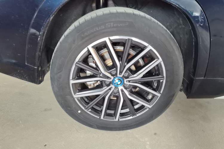 Used BMW iX1 2023 eDrive25L M Sport Package Right Rear Wheel Hub