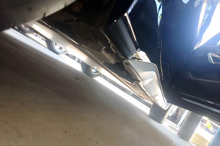 Used BMW iX1 2023 eDrive25L X Design Package Right Side Sill