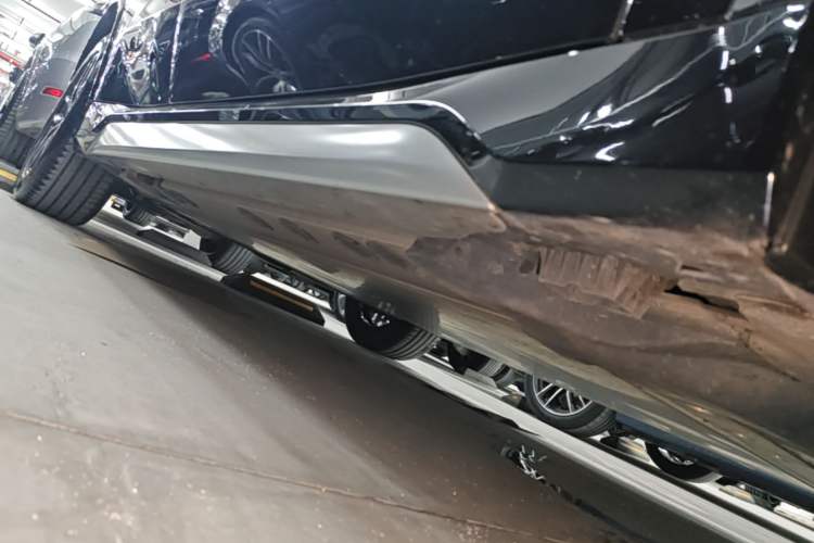 Used BMW iX1 2023 eDrive25L M Sport Package Right Side Sill