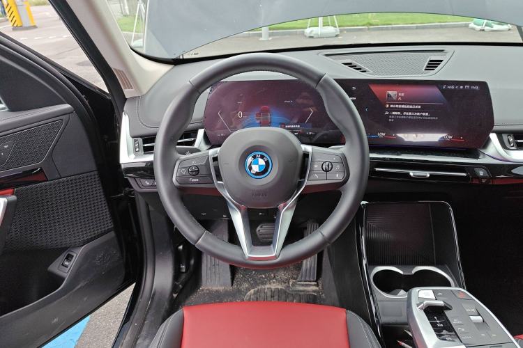 Used BMW iX1 2023 eDrive25L X Design Package Steering Wheel