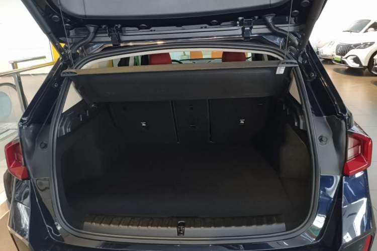 Used BMW iX1 2023 eDrive25L M Sport Package Trunk