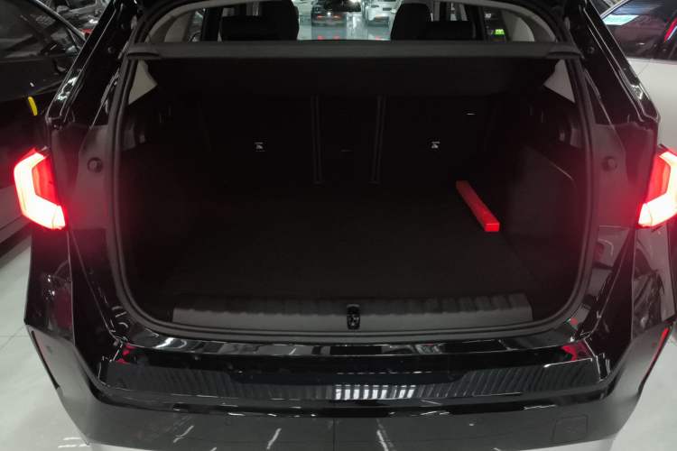 Used BMW iX1 2023 eDrive25L M Sport Package Trunk