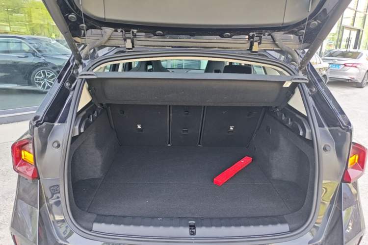Used BMW iX1 2023 eDrive25L M Sport Package Trunk