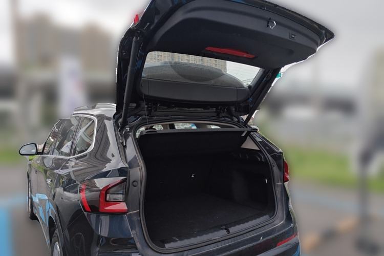 Used BMW iX1 2023 eDrive25L X Design Package Trunk