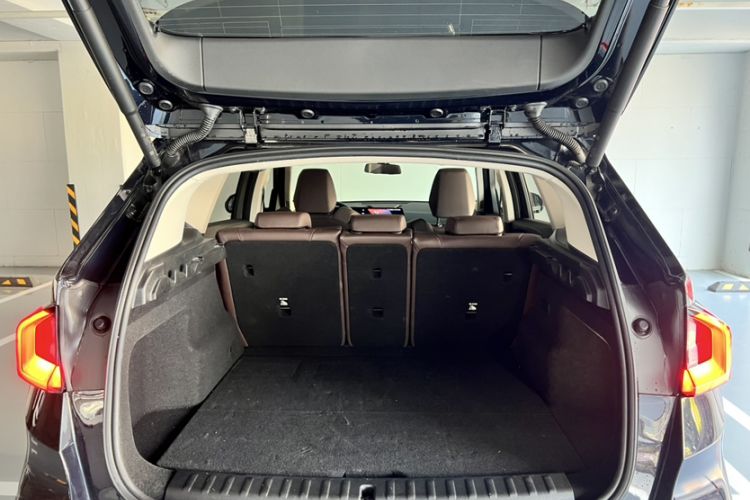 Used BMW iX1 2023 eDrive25L X Design Package Trunk