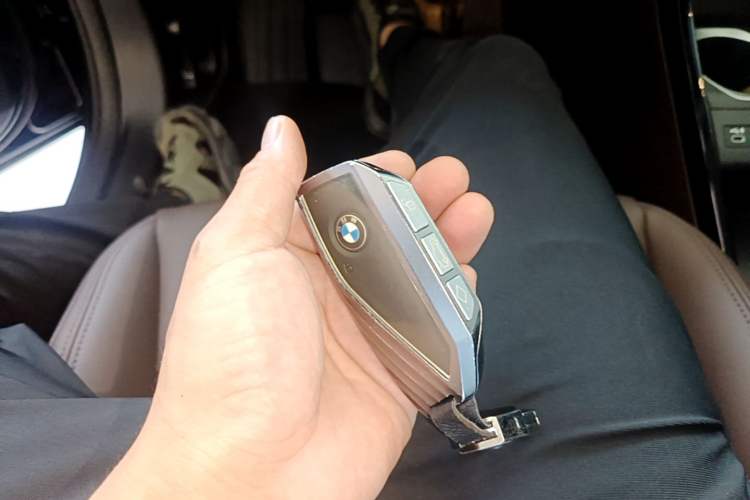 Used BMW iX1 2023 eDrive25L X Design Package Vehicle Key
