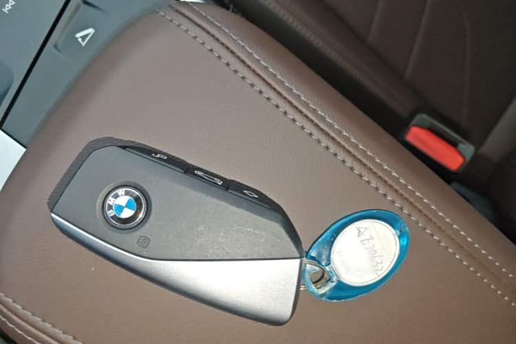 Used BMW iX1 2023 eDrive25L X Design Package Vehicle Key
