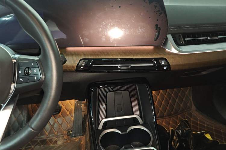 Used BMW iX1 2023 eDrive25L X Design Package Audio And AC Panel