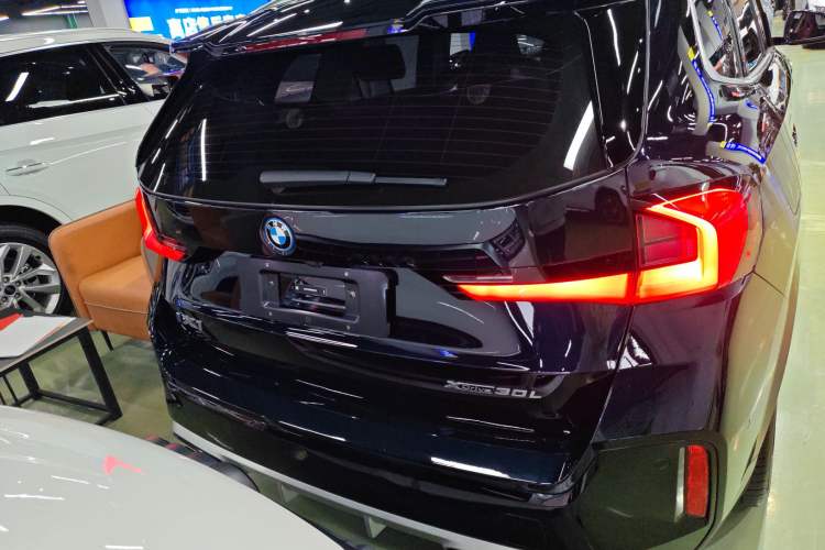 Used BMW iX1 2023 xDrive30L M Sport Package Exterior 4