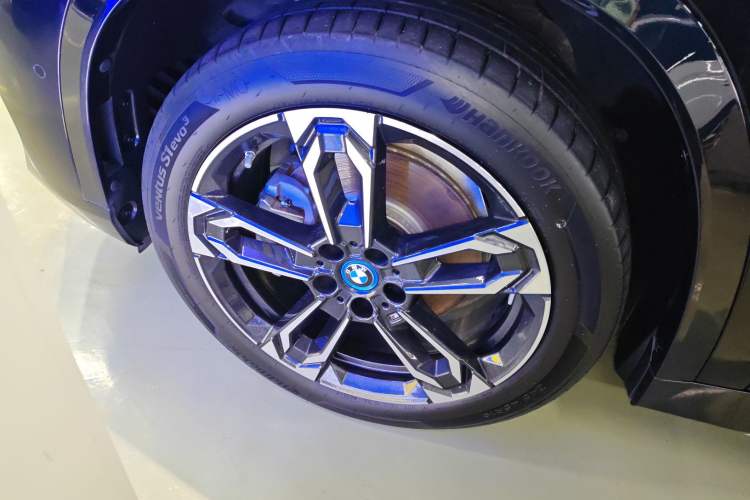 Used BMW iX1 2023 xDrive30L M Sport Package Exterior 7
